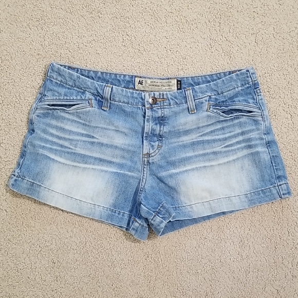 American Eagle Outfitters Women's Blue Denim Shorts - Picture 1 of 3